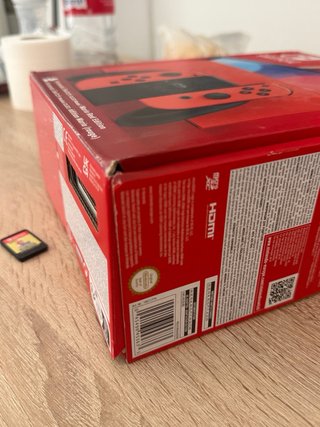 Nintendo Switch OLED Edición Mario Roja