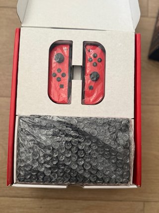 Nintendo Switch OLED Edición Mario Roja