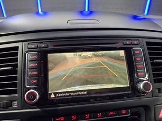 VOLKSWAGEN Multivan 2.0 TDI 180 DSG 4m Highline Ed