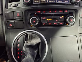 VOLKSWAGEN Multivan 2.0 TDI 180 DSG 4m Highline Ed
