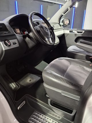 VOLKSWAGEN Multivan 2.0 TDI 180 DSG 4m Highline Ed