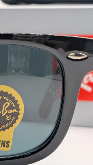 LIQUIDACIÓN de Gafas de Sol Ray-Ban Wayfarer