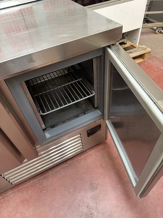 MESA FRIA 2 PUERTAS INFRICO  OCASION !!!!