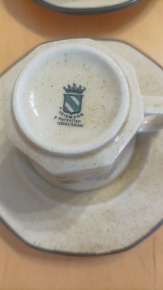 Juego de café de cerámica con flores