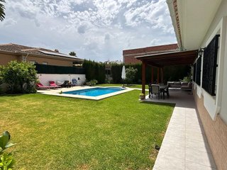 Chalet en venta en Capellanía - Retamar en Alhaurín de la Torre