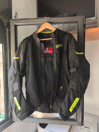 Chaqueta de moto SHU negra y rosa tallaL