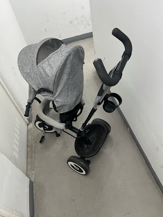 Triciclo Kinderkraft gris