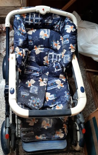 Passeggino per bimbi con fantasia orsetti