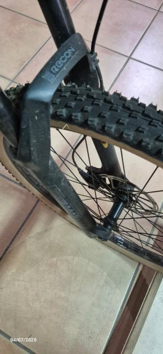 Bicicleta MTB de carbono, BERRIA BRAVO Talla S