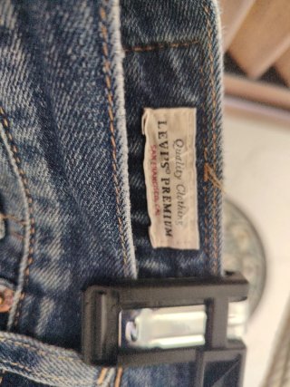 Vaqueros Levi's Azules