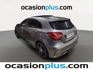 Mercedes-Benz Clase A 200 AMG Line 115 kW (156 CV)