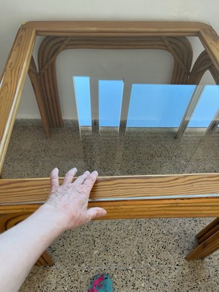 Mesa vintage bambú y cristal