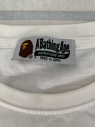Camiseta BAPE Blanca Estampado Mono Verde