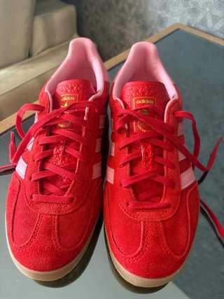 Zapatillas Adidas Gazelle Rojas y Rosas
