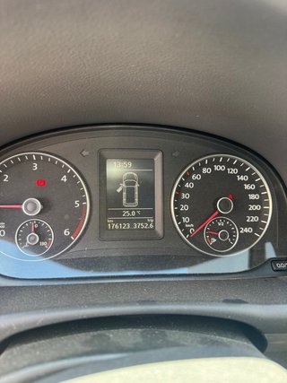 Volkswagen Touran 2012