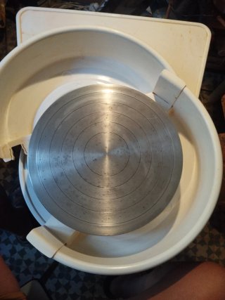 Torno de cerámica Shimpo RK-3E. Garrotxa O Vallès