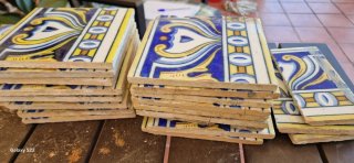 Lote de azulejos antiguos decorados