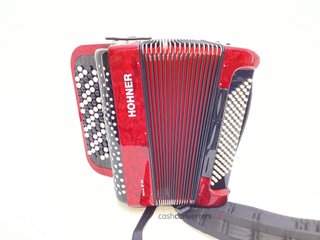 acordeon hohner nova iii 96