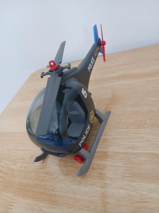 Helicóptero de policía de playmobil Todo 7€