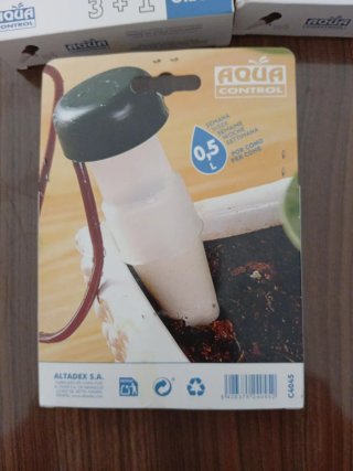 Aqua Control Sistema de Riego para Macetas 3+1
