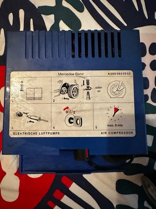 Compresor de aire portátil para coche con manómetr
