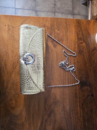 Bolso de fiesta dorado para mujer