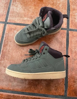 Zapatillas niño Adidas altas