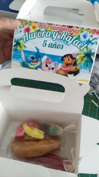 cajas personalizadas con chuches