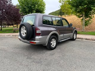 Mitsubishi Montero 2001