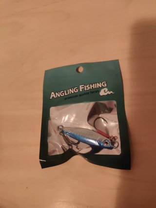 Señuelo de pesca azul