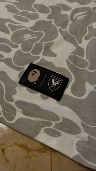 Camiseta BAPE x Miami Gris/Blanco