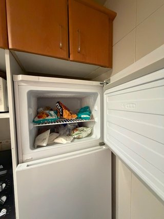 Frigorífico Beko Dos Puertas 175cm 306L. Poco uso