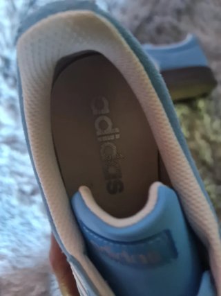Zapatillas Adidas Azul y Blanco