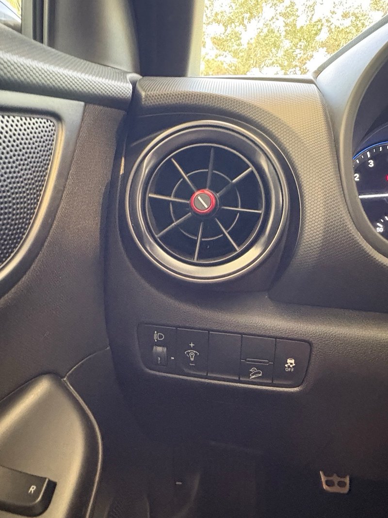 Hyundai Kona 2022, foto 24