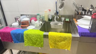 Freidoras 200€ masa de trabajo 300 dos cosa 500