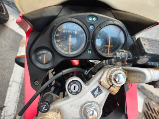 Honda CBR125R 2006 Roja y Azul