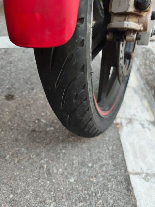 Honda CBR125R 2006 Roja y Azul