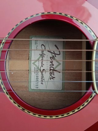 Guitarra Fender Malibú
