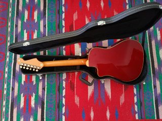 Guitarra Fender Malibú