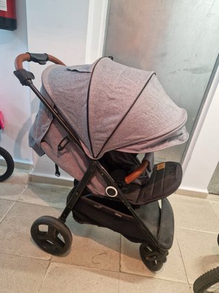 Silla de paseo plegable en muy buen estado
