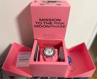 Omega x Swatch Mission to Pink Moonphase