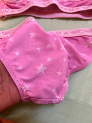 2 Costumi e 2 Cuffie Bimba 5/6 Anni
