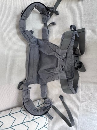 Mochila Portabebés Boba Gris