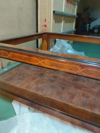 Mesa baja de salón madera y cristal