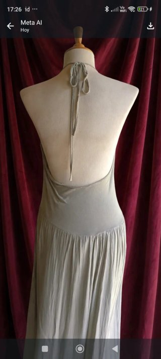 Vestido largo verde con encaje