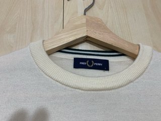Vendo jersey Fred Perry original de merino
