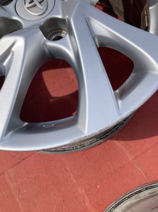 Llantas Toyota