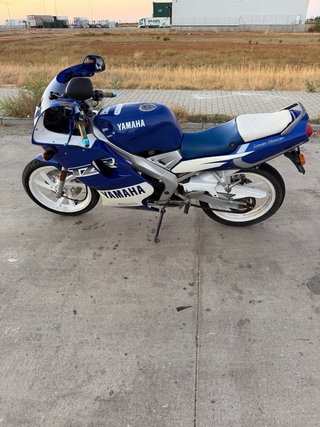Yamaha TZR