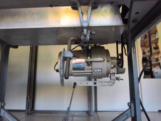 Máquina de coser Necchi 2 agujas industrial