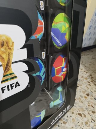 Set 16 Mini Palloni Calcio Mondiale FIFA